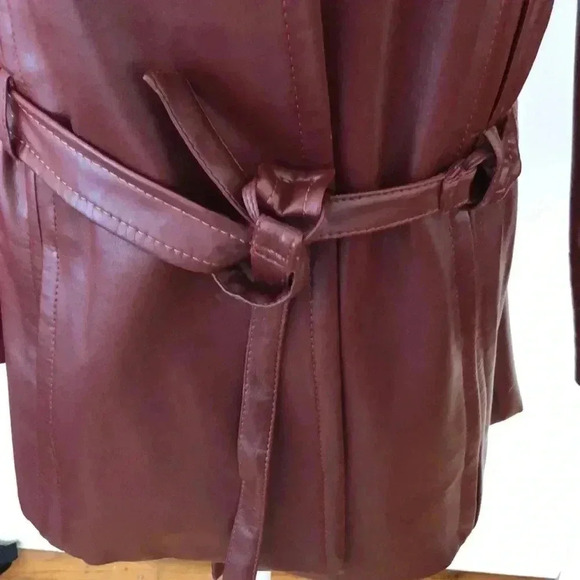 Vintage Gerda for Partners 3 reddish brown Vinyl coat with tie at waist. Size L - Picture 5 of 16